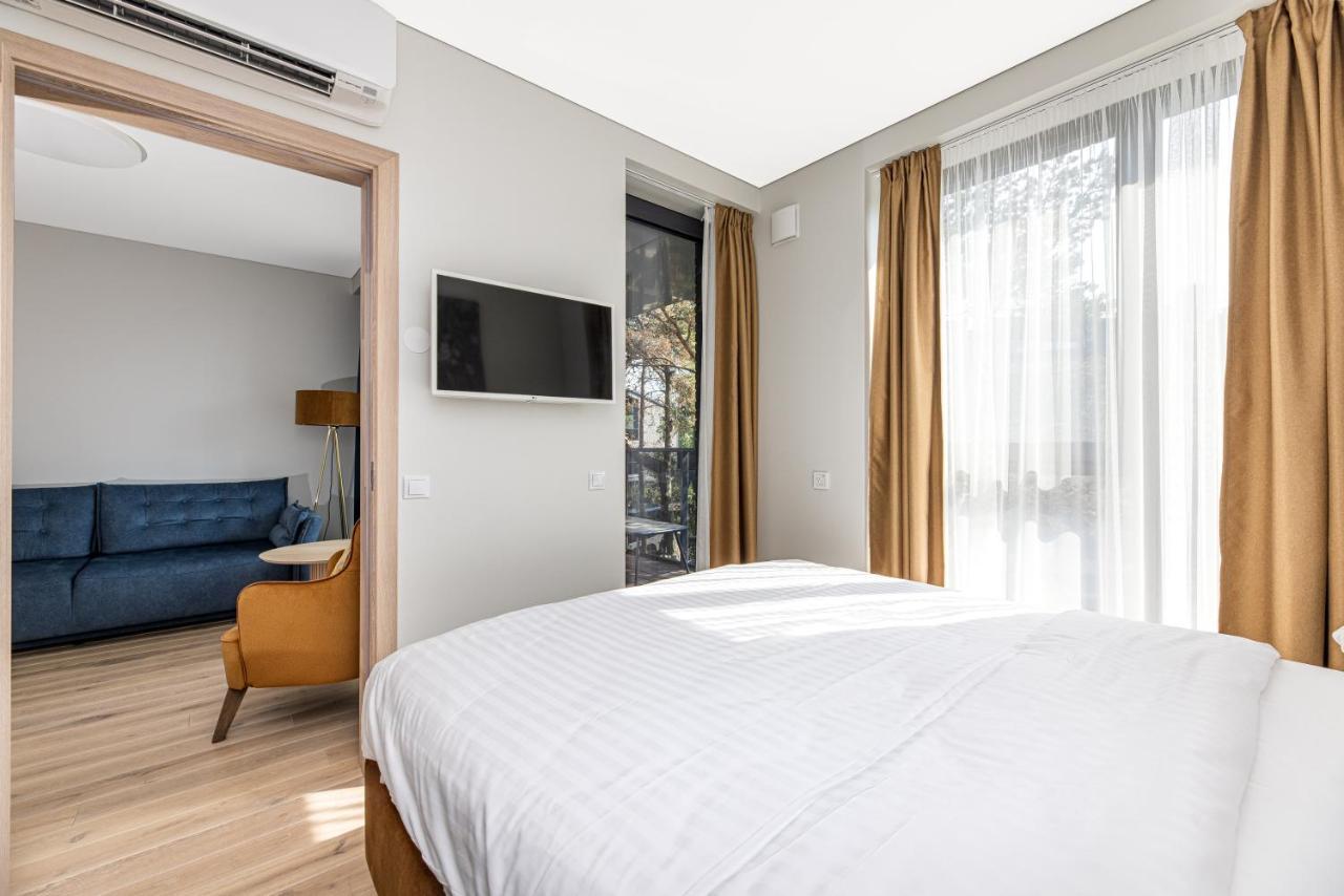 Vanagupes Park Apartments, By Cohost