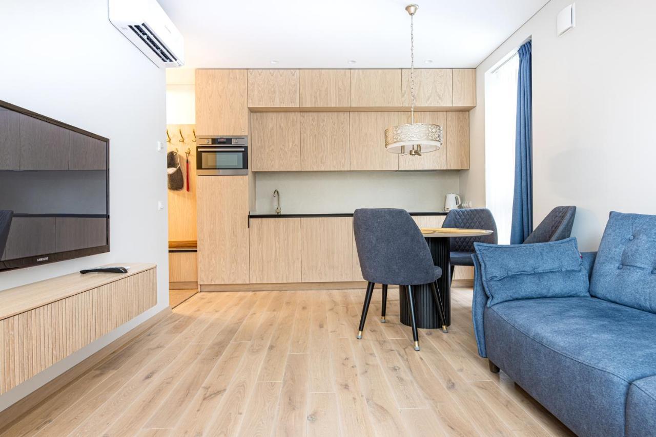 Vanagupes Park Apartments, By Cohost