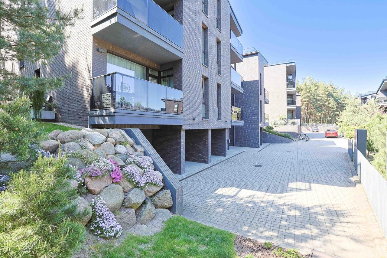 Vanagupes Park Apartments, By Cohost *